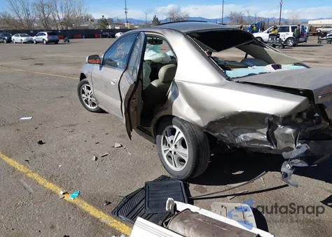 2000 Mitsubishi Galant Ls V6 z USA, uszkodzony, nr VIN 4A3AA56L5YE046418